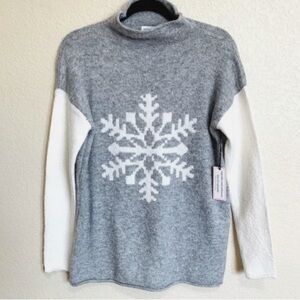 CUPCAKES and cashmere womens gray knit snowflake seasonal tunic sweater